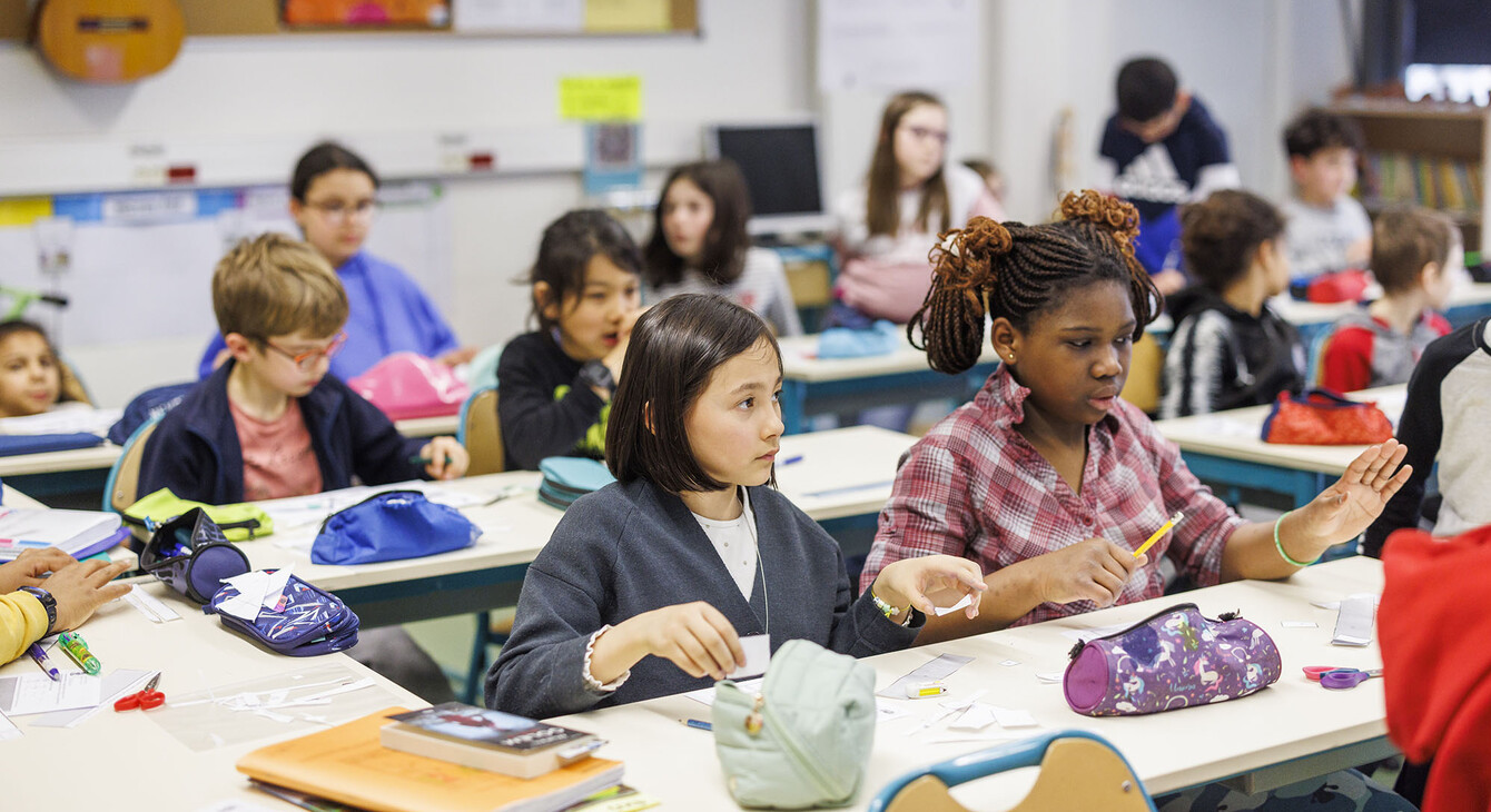 Elèves en classe