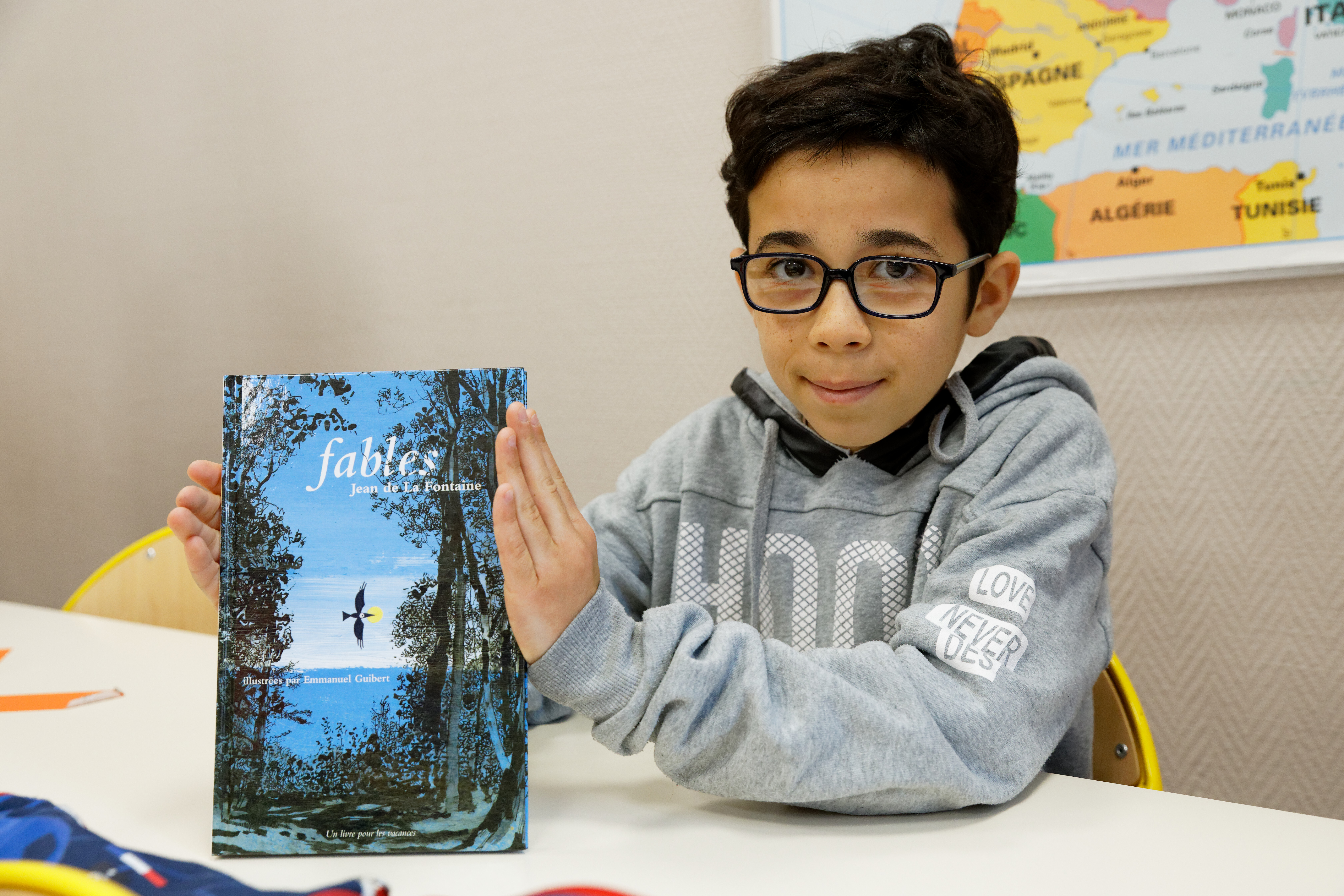 Remise d'un livre pour les vacances 2020 à Montmirail