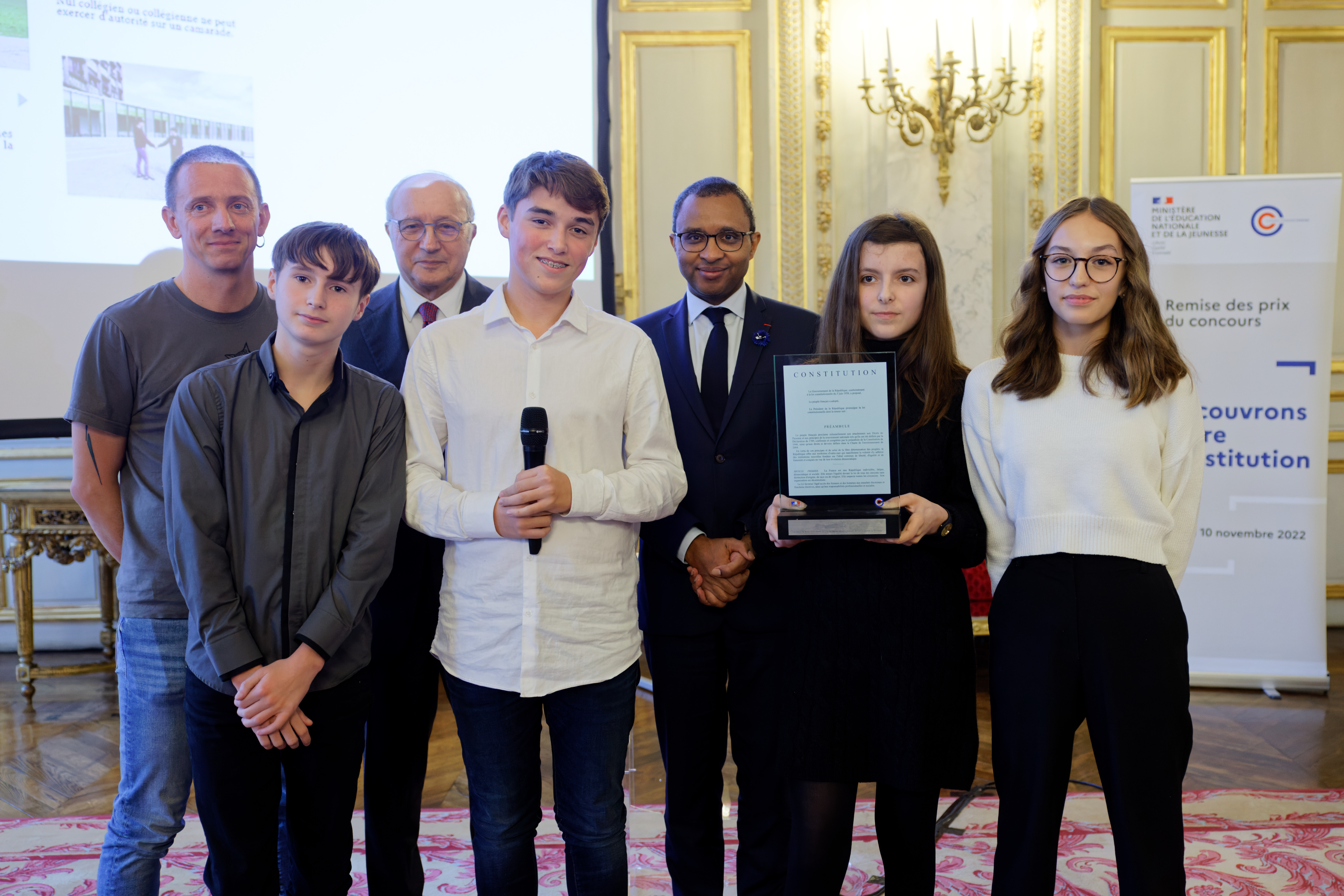 Découvrons notre Constitution 2022