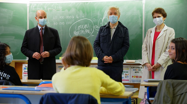 Remise d'un livre pour les vacances 2020 à Montmirail